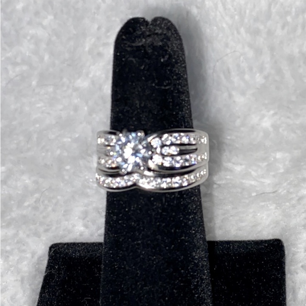 Gorgeous Engagement Ring Set